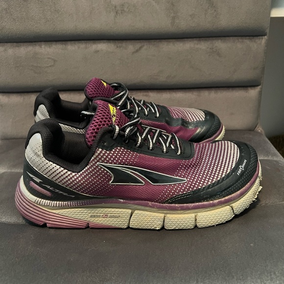 Altra Torrin 2.5 Women's Purple Running Shoes Size 8 - Picture 3 of 7
